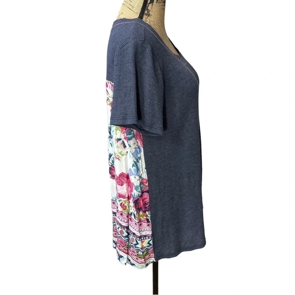 Oddy Boutique Floral Back Blouse Blue Size L Pink White Green Floral